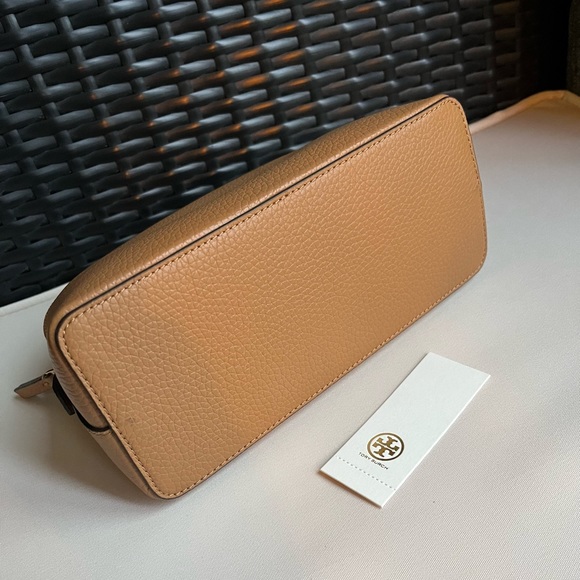 New Tory Burch Cosmetic case Robinson Cardamom 145USD Nordstrom designer - Picture 4 of 11